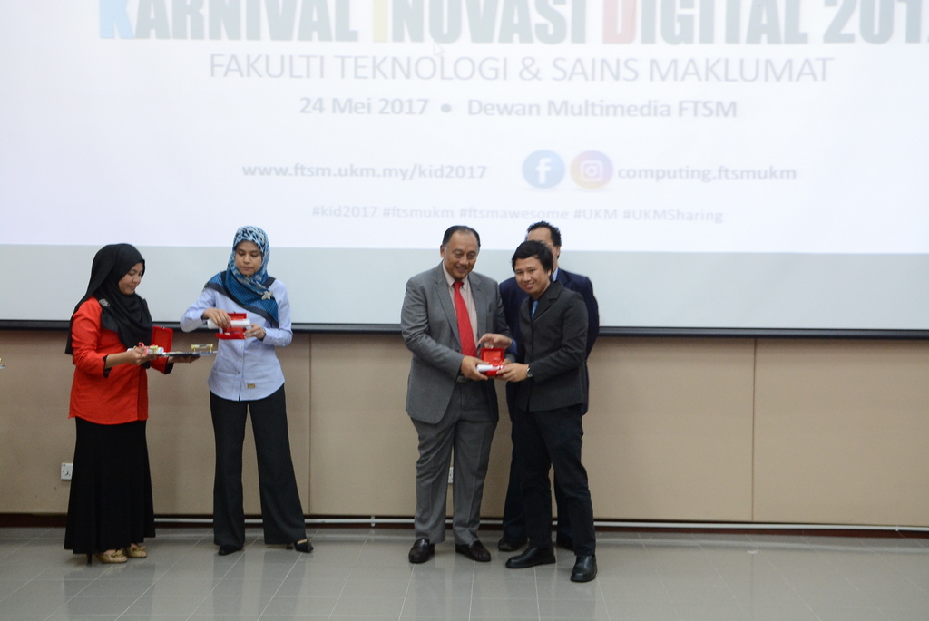 651 DSC 5298